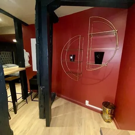 Etoupe Apartment *